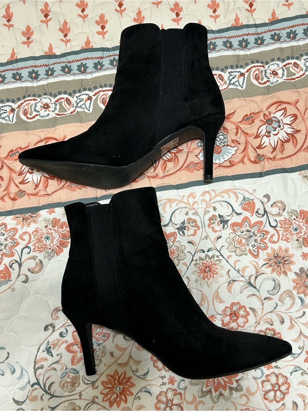 Forever 21 Black Suede Pointed Toe Ankle Booties